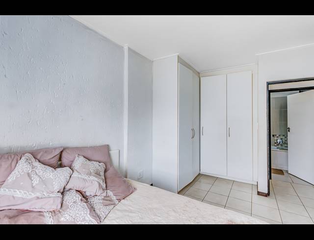 1 BEDROOM APARTMENT BLOCK FOR SALE IN JACKAL CREEK GOLF ESTATE
